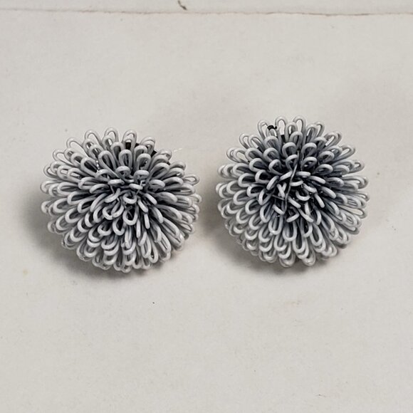 Silver-tone White Pine Cone Stud Earrings Textured Loop Design Modern Jewelry - Picture 5 of 10